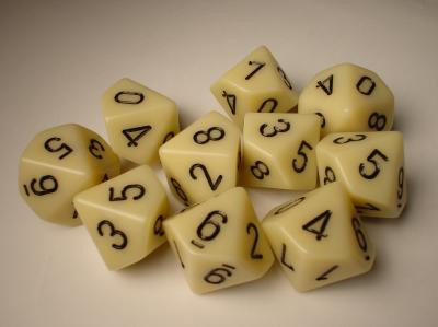 Chessex (26200): D10: Opaque: Ivory/Black 