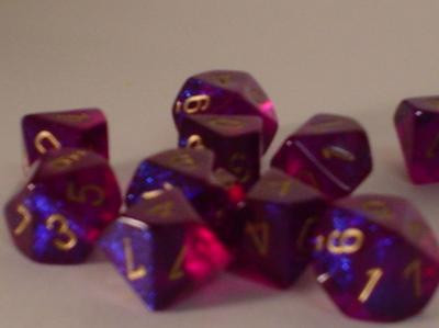 Chessex (27267): D10: Borealis: Royal Purple/Gold 