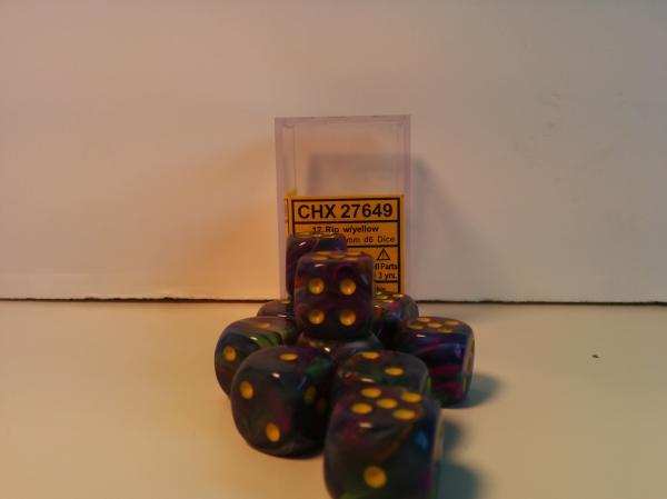 Chessex (27649): D6: 16mm: Menagerie #8 Rio/Yellow Festive 