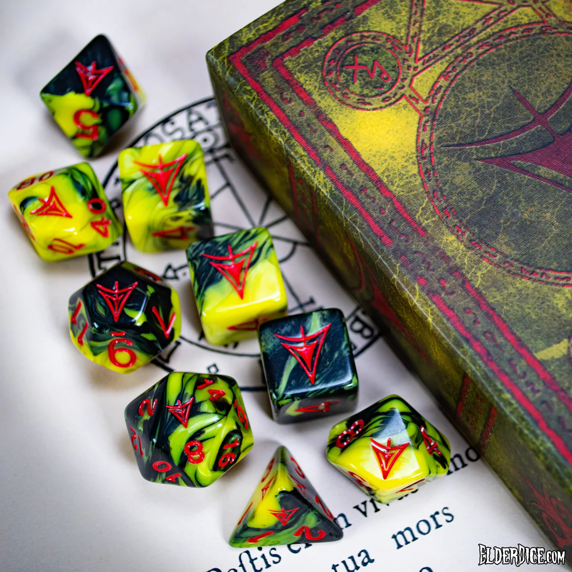Elder Dice: Polyhedral Set: Yellow Sign: Blood Edition 