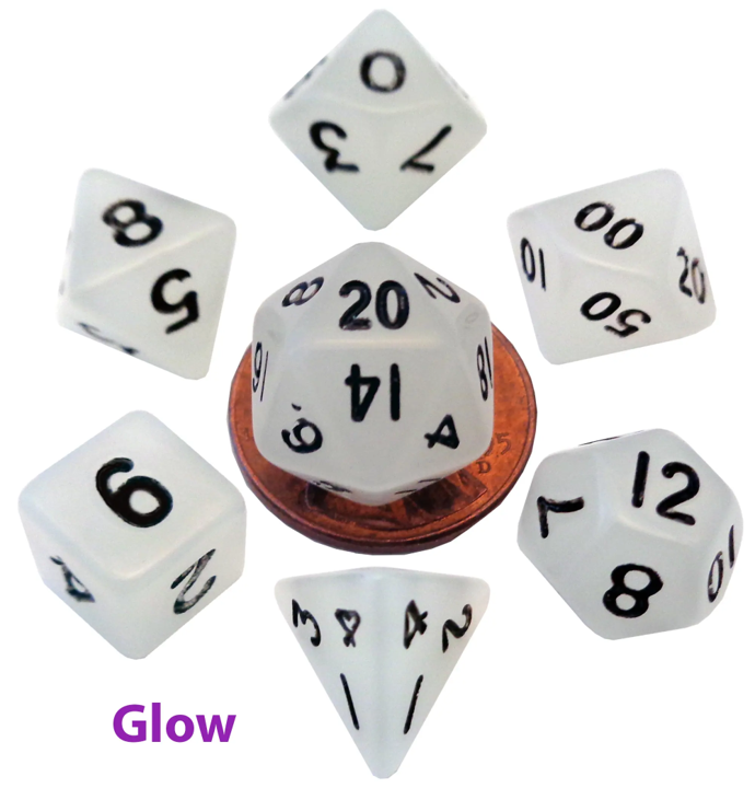 Fanroll: Mini 7 Dice Polyhedral Set: Glow Clear (10mm) 