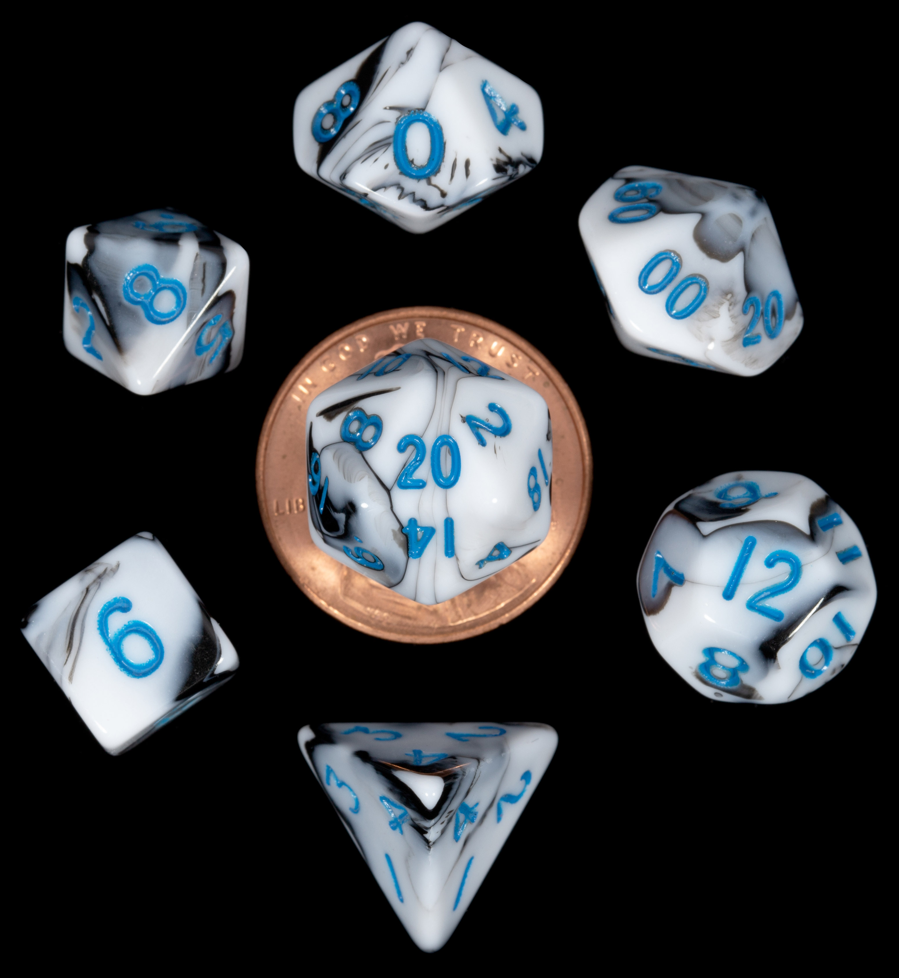 Fanroll: Mini 7 Dice Polyhedral Set: Marble with Blue (10mm) 