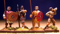 Gripping Beast 28mm Age Of Arthur: Combrogi Command Standing (4) 
