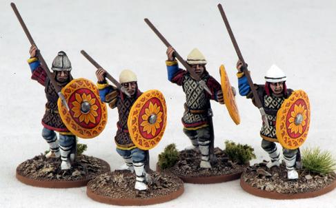 Gripping Beast 28mm Byzantine: Byzantine Infantry Attacking (Quilted) (4) 