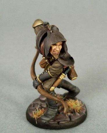 Dark Sword Miniatures: Visions in Fantasy: Male Thief/ Ranger with Bow 