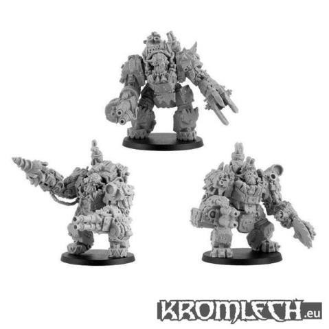 Kromlech Miniatures: Orcs Juggernaut Squad (3) 