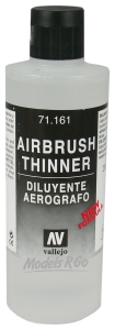 Vallejo: Airbrush Thinner (200ml) 