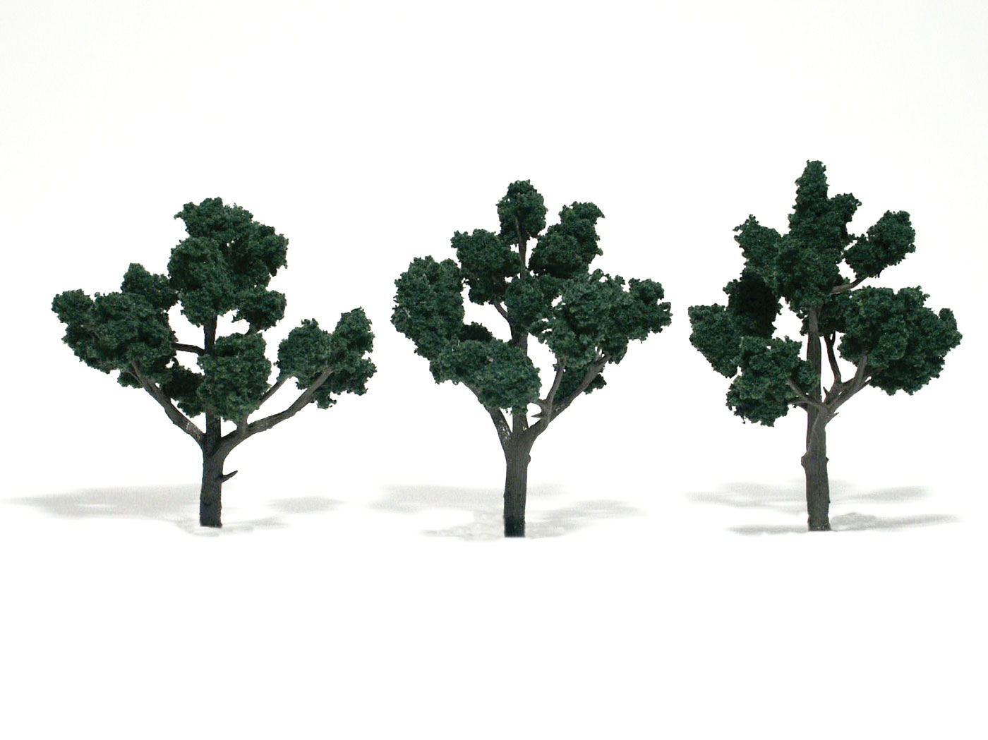 Woodland Scenics: Ready Made Realistic Trees: Dark Green- 3 Trees (4" - 5") 