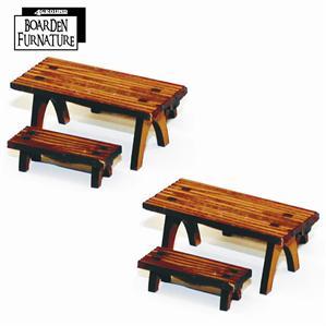 4Ground Miniatures: 28mm Boarden Furniture: Short Trestle Table & Short Benches (Light Wood) 