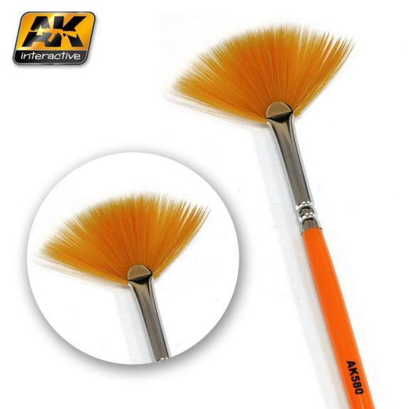 AK-Interactive Brushes: WEATHERING BRUSH FAN SHAPE 