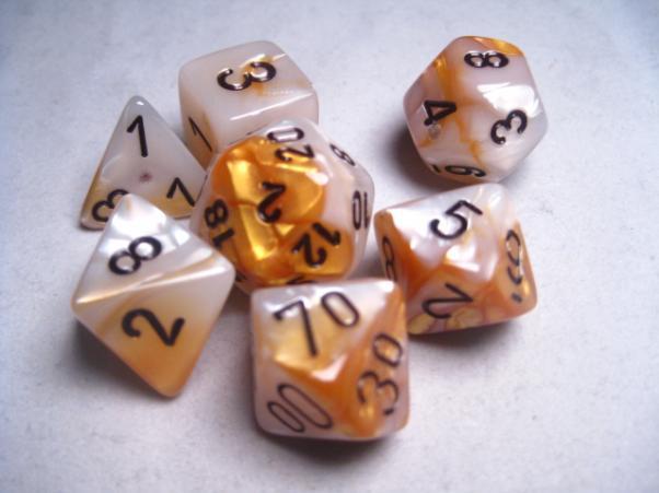 Chessex (26448): Polyhedral 7-Die Set: Gemini: Gold White/Black 
