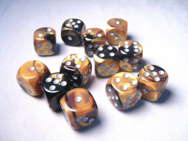 Chessex (26651): D6: 16mm: Gemini #6: Black-Gold/Silver 