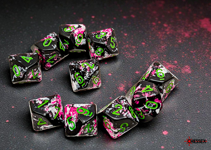 Chessex (24214): D10: Brush: Paintball Green 