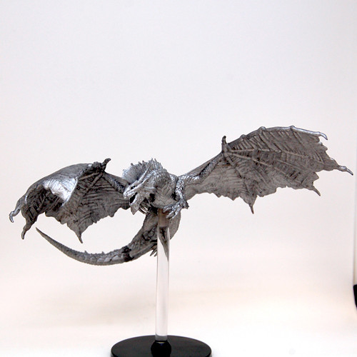D&D Icons of the Realms: Tyranny of Dragons: #042 Silver Dragon (R) 