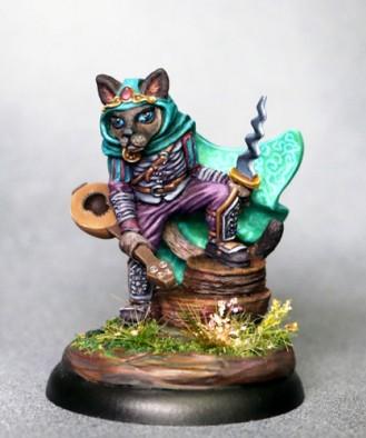 Dark Sword Miniatures: Critter Kingdoms- Frankie, Cat Rogue with Dagger 
