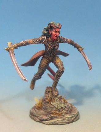 Dark Sword Miniatures: Visions in Fantasy: Female Demonkin Warrior - Dual Wield 