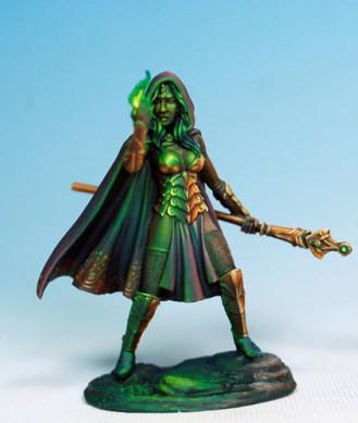 Dark Sword Miniatures: Visions in Fantasy: Female Mage with Staff (2017) 