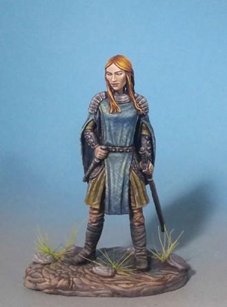 Dark Sword Miniatures: Visions in Fantasy: Female Paladin 