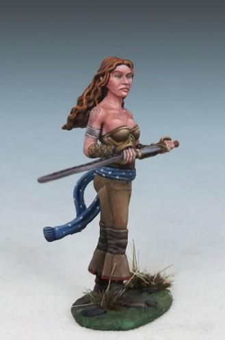 DiTerlizzi Masterworks: Female Half Elven Warrior with Sword 
