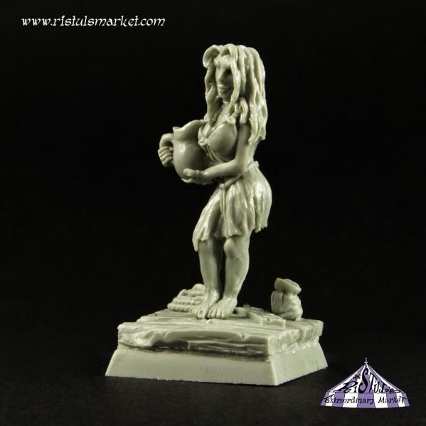 Extraordinary Fantasy Miniatures: Water Girl 