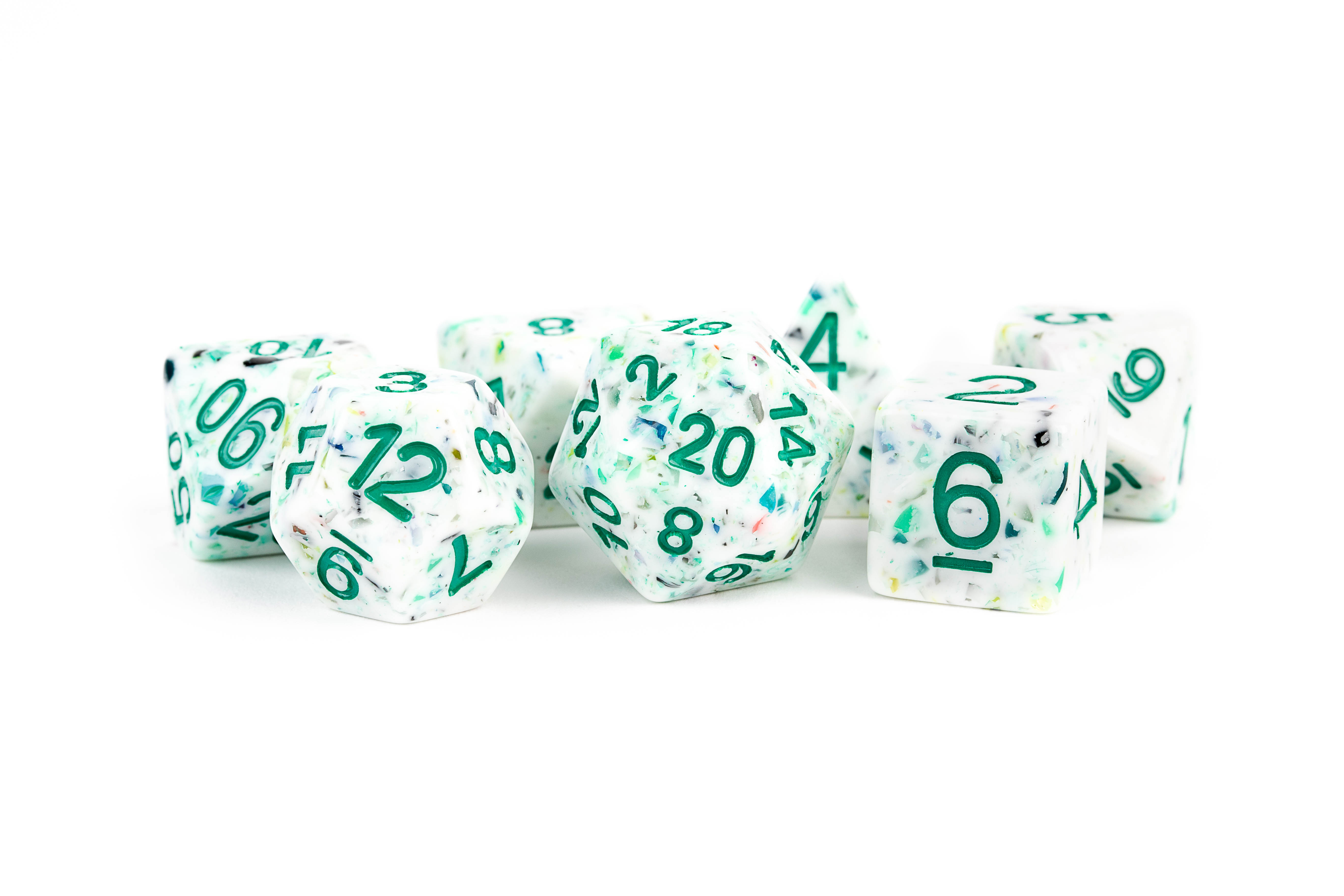 Fanroll: 7 Dice Polyhedral Set: RECYCLED RAINBOW 16MM 