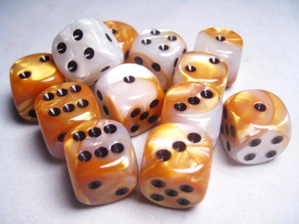 Chessex (26648): D6: 16mm: Gemini: Gold White/Black 