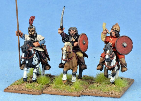 Gripping Beast 28mm Medieval Russian: Black Hoods (Command) (3) 