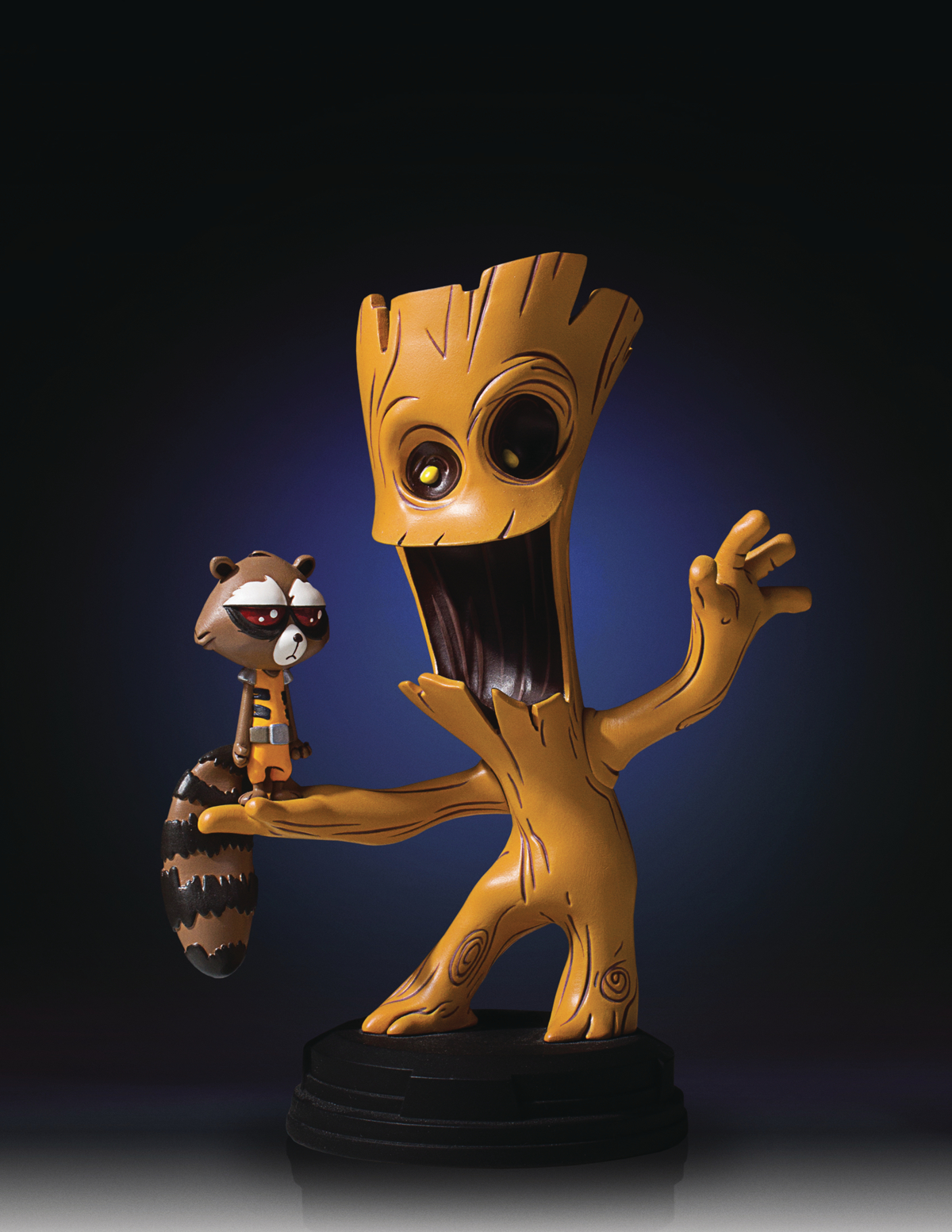 Guardians of the Galaxy: Groot and Rocket Animated Statue  