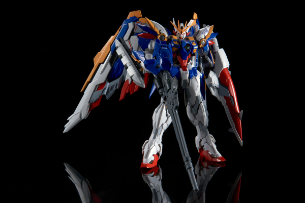 Gundam Hi-Resolution 1/100: GUNDAM WING GUNDAM EW 