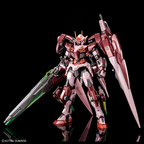 Gundam Master Grade (MG) 1/100: 00 GUNDAM SEVEN SWORD/G (TRANS-AM MODE) [SPECIAL COATING] 