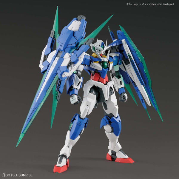 Gundam Master Grade (MG) 1/100: 00 QAN[T] FULL SABER 