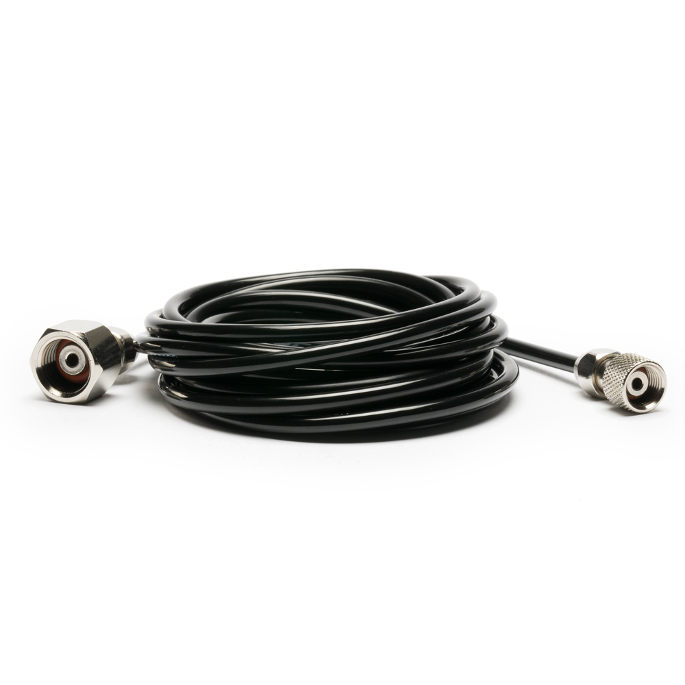 IWATA: 6FT Straight Shot Airbrush Hose with Iwata Airbrush Fitting and 1/4IN Compressor Fitting 