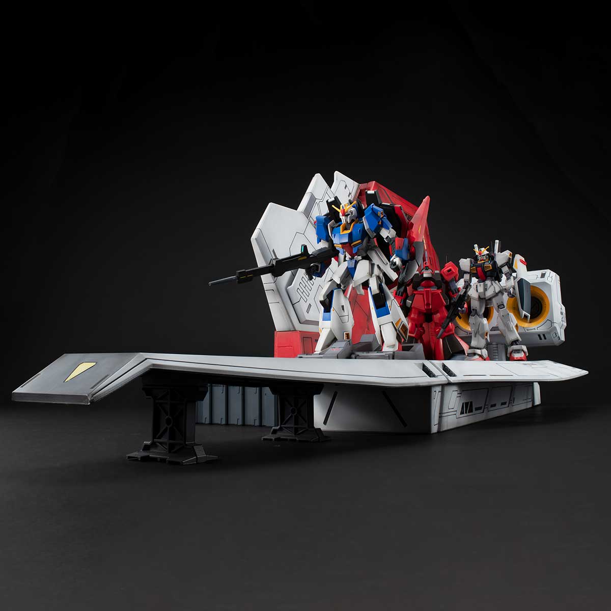 Megahouse Realistic Model Series Argama Catapult Deck (for 1/144 HGUC) "Gundam" 
