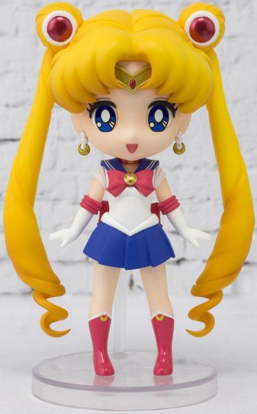 Pretty Soldier Sailor Moon Bandai Figuarts Mini: Sailor Moon 