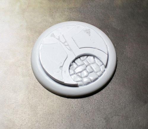 Secret Weapon Miniatures: Alien Temple: 50mm Round Lip #03 