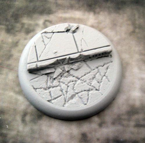 Secret Weapon Miniatures: Urban Streets: Round Lip 50mm #2 