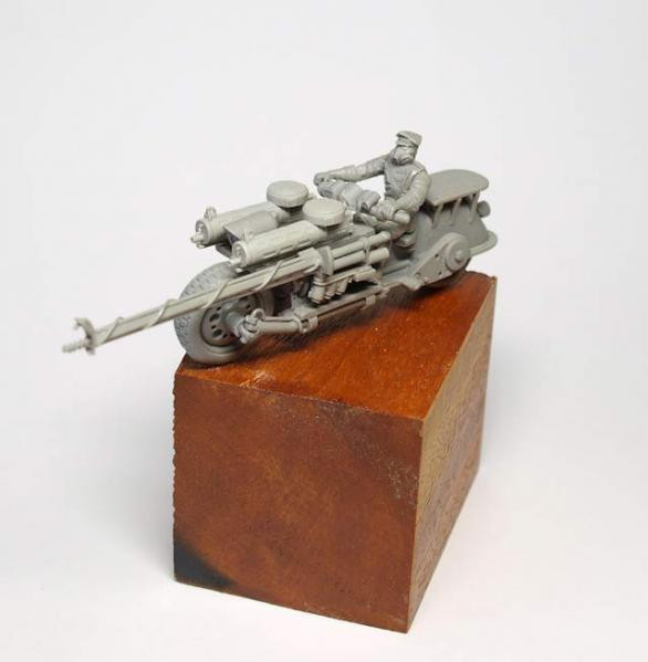 MaxMini: Miniatures: Steambike 