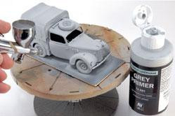 Vallejo Surface Primer (17ml): Grey 