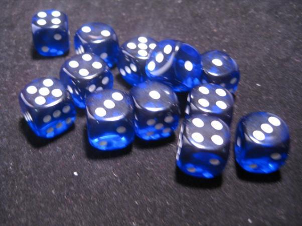 Chessex (23606): D6: 16mm: Translucent: Blue/White 