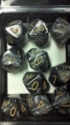 Chessex (27298): D10: Lustrous: Black/Gold 