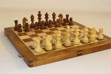 Chess: 14" FOLDING (WOOD)  