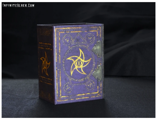 Grimoire Deck Box: Astral Elder Sign 