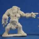 Reaper: Dark Heaven Bones: Rugg, Bugbear Pointing 