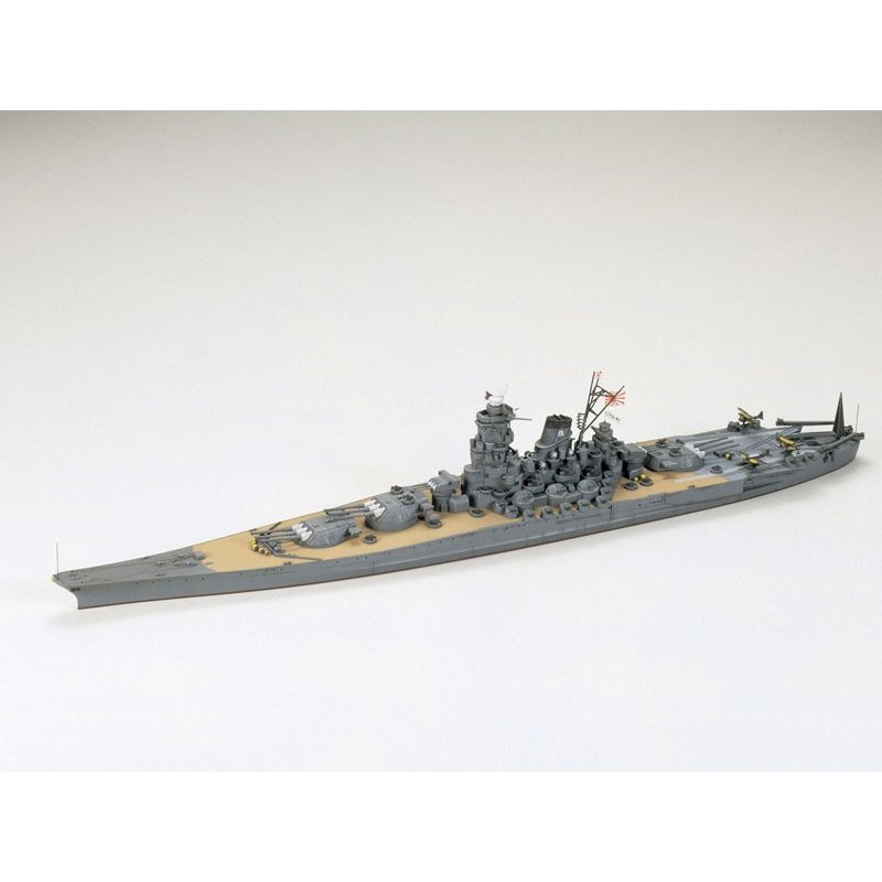 Tamiya 1/700 Water Line Series: Japanese Battleship Yamato 