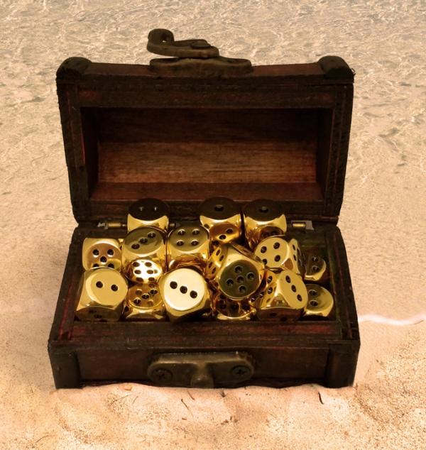 Turn One Gaming: D6 12mm: Mini Gold (16) With Treasure Chest 