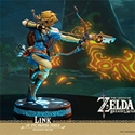 Zelda Breath of the Wild: Light-Up Link 10" PVC statue 